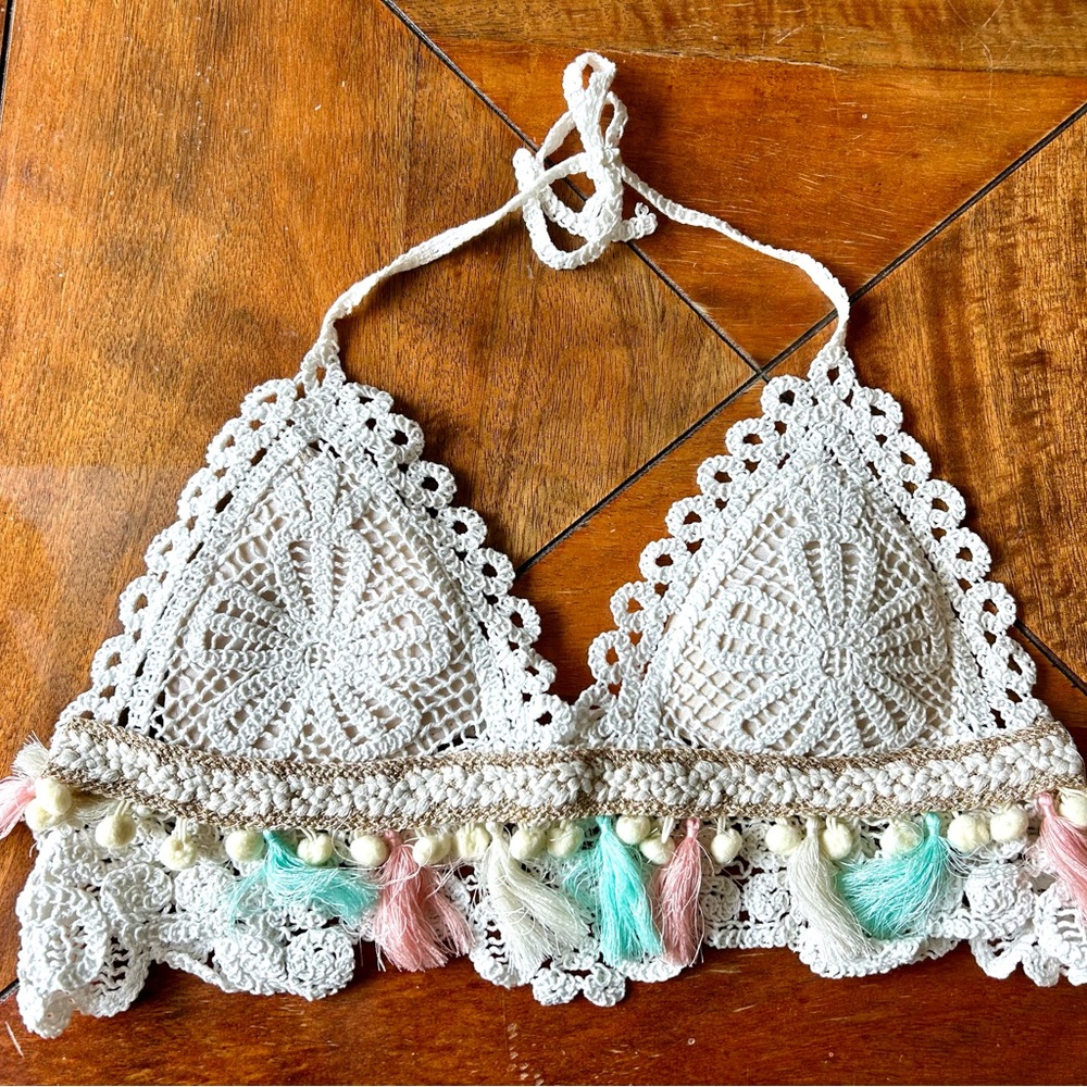 Cream and Pink Crochet Crop Top with Intricate Lacework, Small